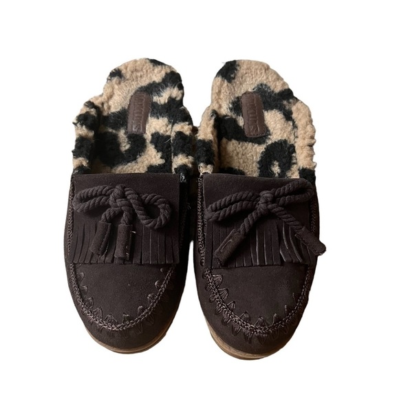 🌺MUK LUKS Genuine Ziggy Hollywood Chocolate Suede / Cheetah Print Mules Sz 6.5🌺 - Picture 1 of 8